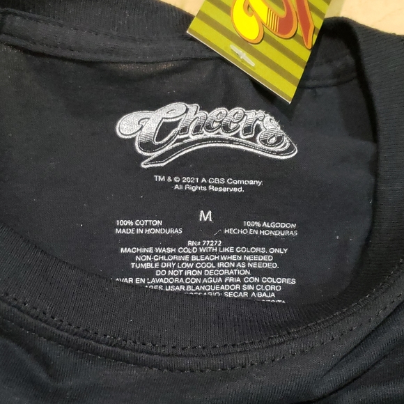Cheers Tv Show unisex T shirt size M - Picture 2 of 3